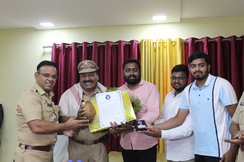 https://hingolipolice.dreamcaredevelopers.com/images/Welfare/1.jpg